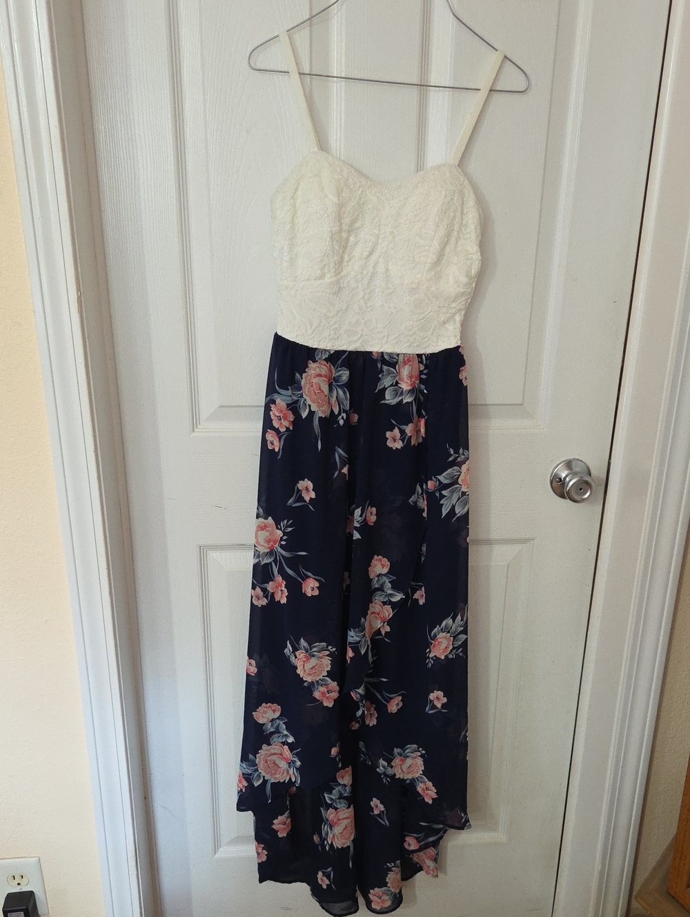 Sweet heart Floral High-low Dress With Straps - Ivory & Navy